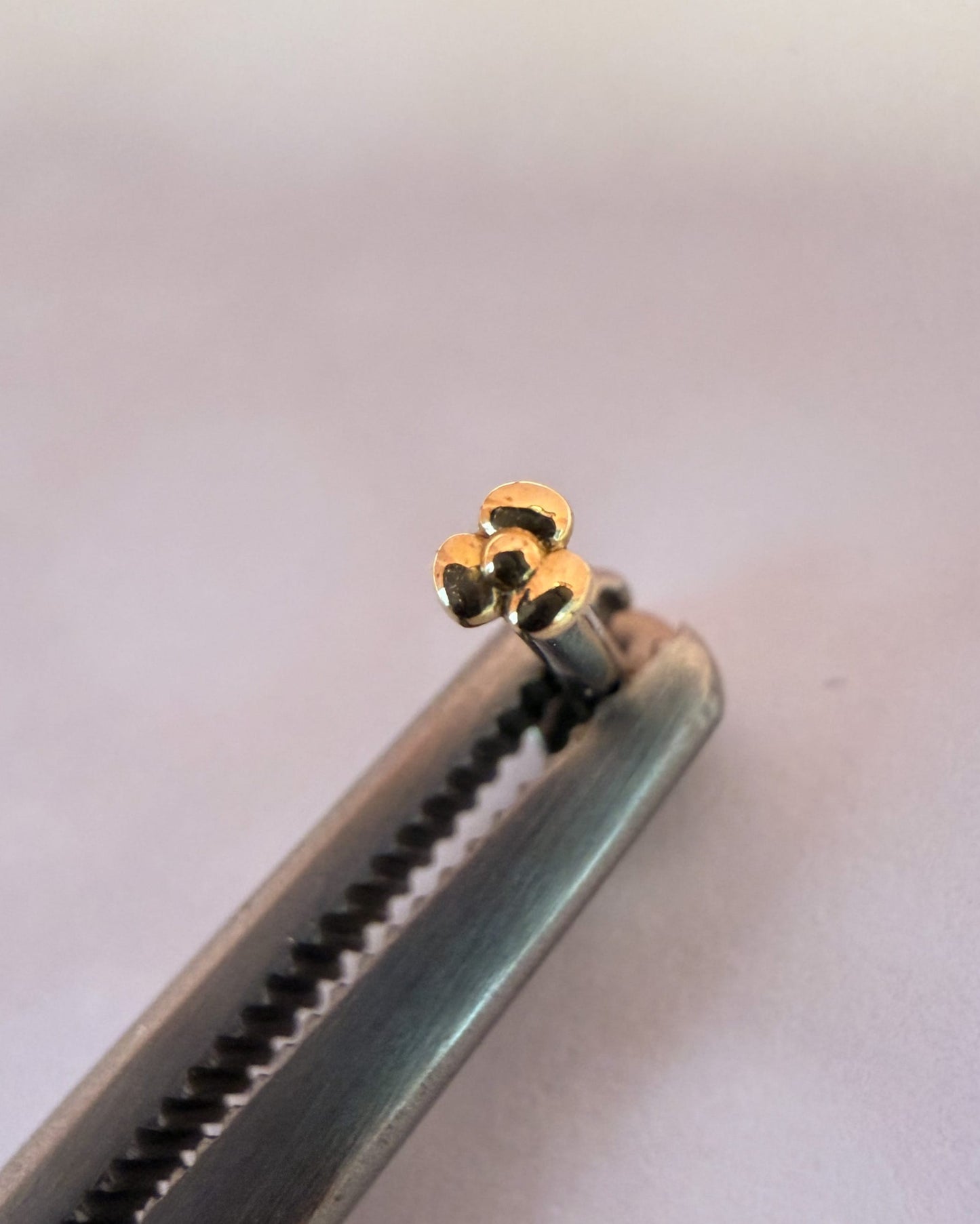 Travellers Jewels gold piercing end Plain Flower 3