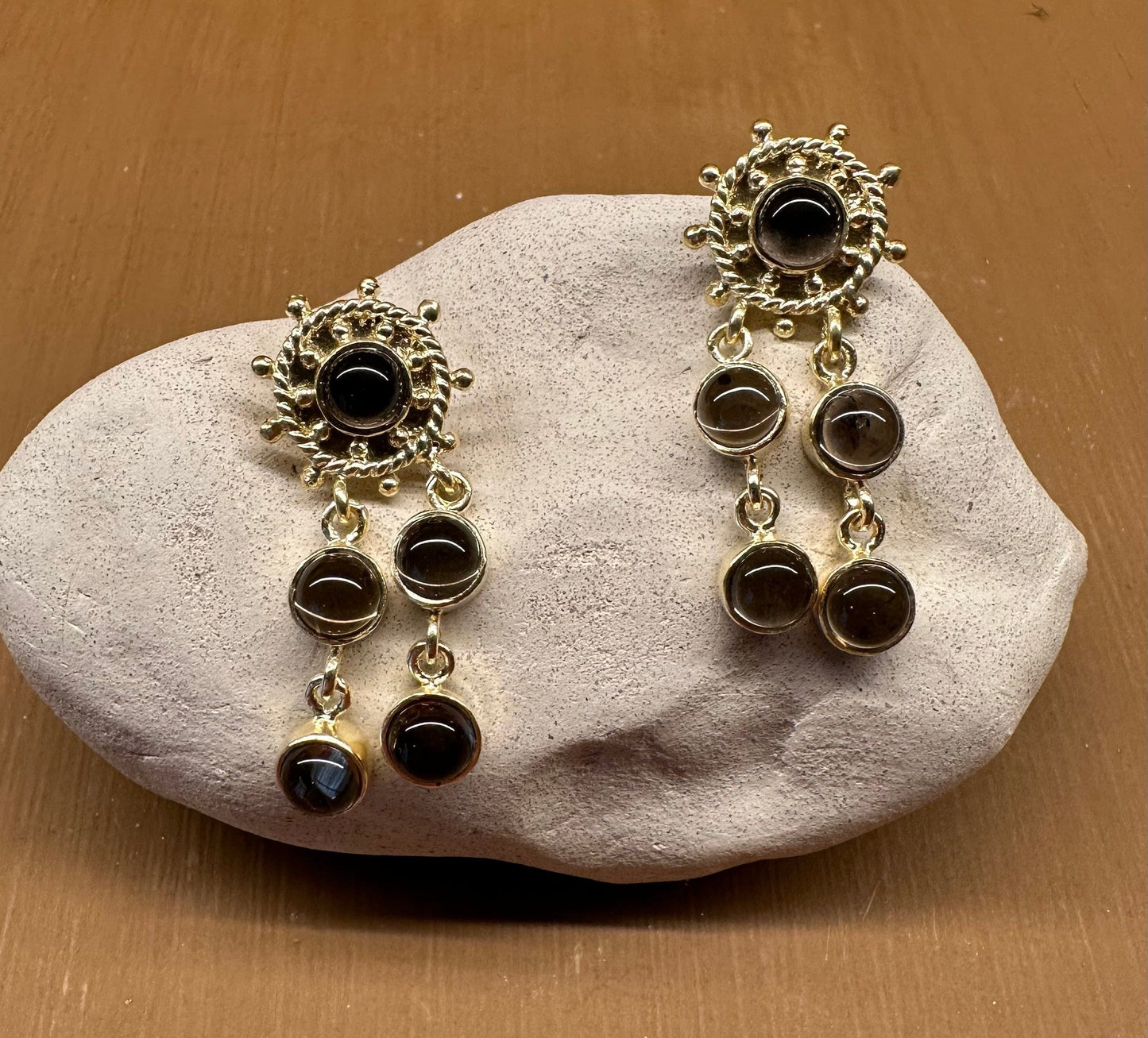 Christine Bekaert Jewelry Earring Poppy Seeds