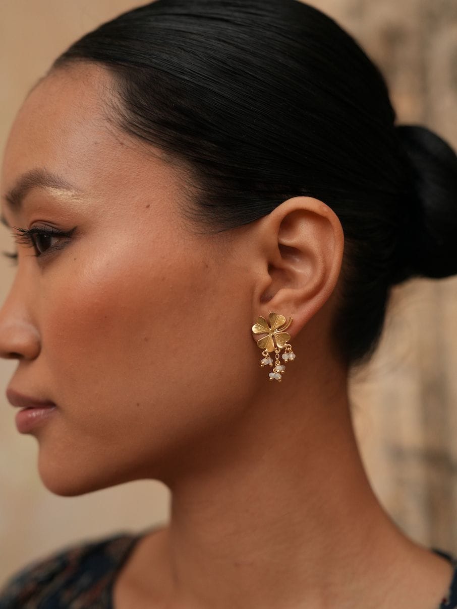 Christine Bekaert Jewelry Earring The Daily Blessings Small Earrings - White Moonstone