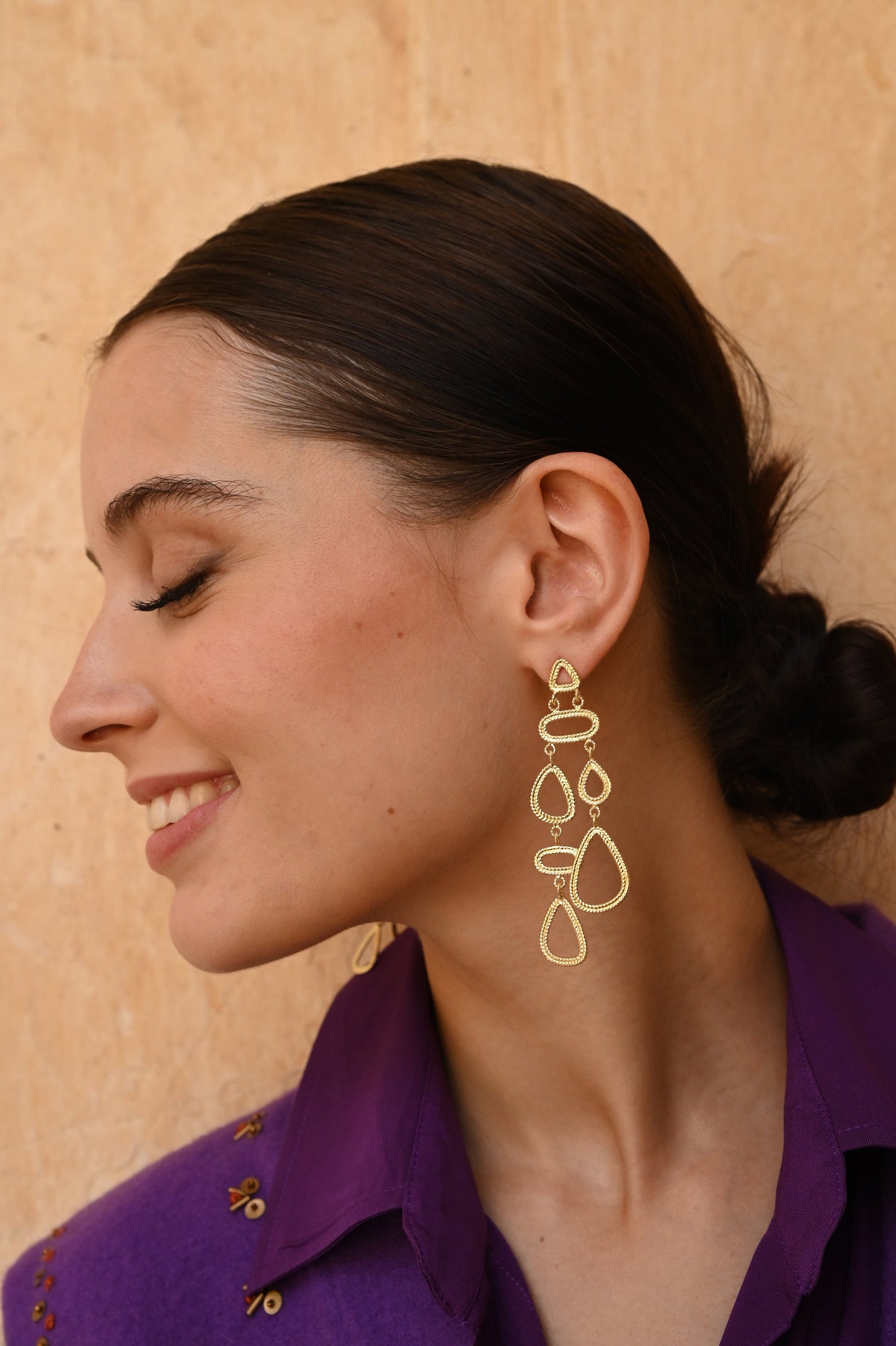 Load image into Gallery viewer, Christine Bekaert Jewelry Earring Aadita
