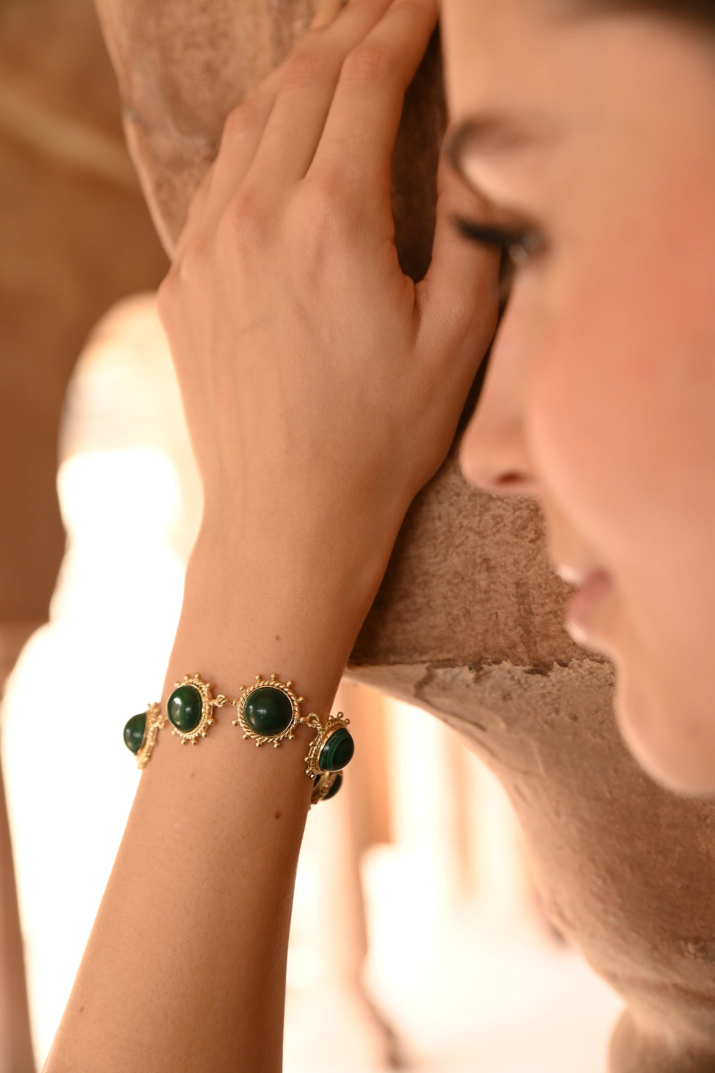 Laad afbeelding in Galerijviewer, Christine Bekaert Jewelry Earring Black Pepper Bracelet

