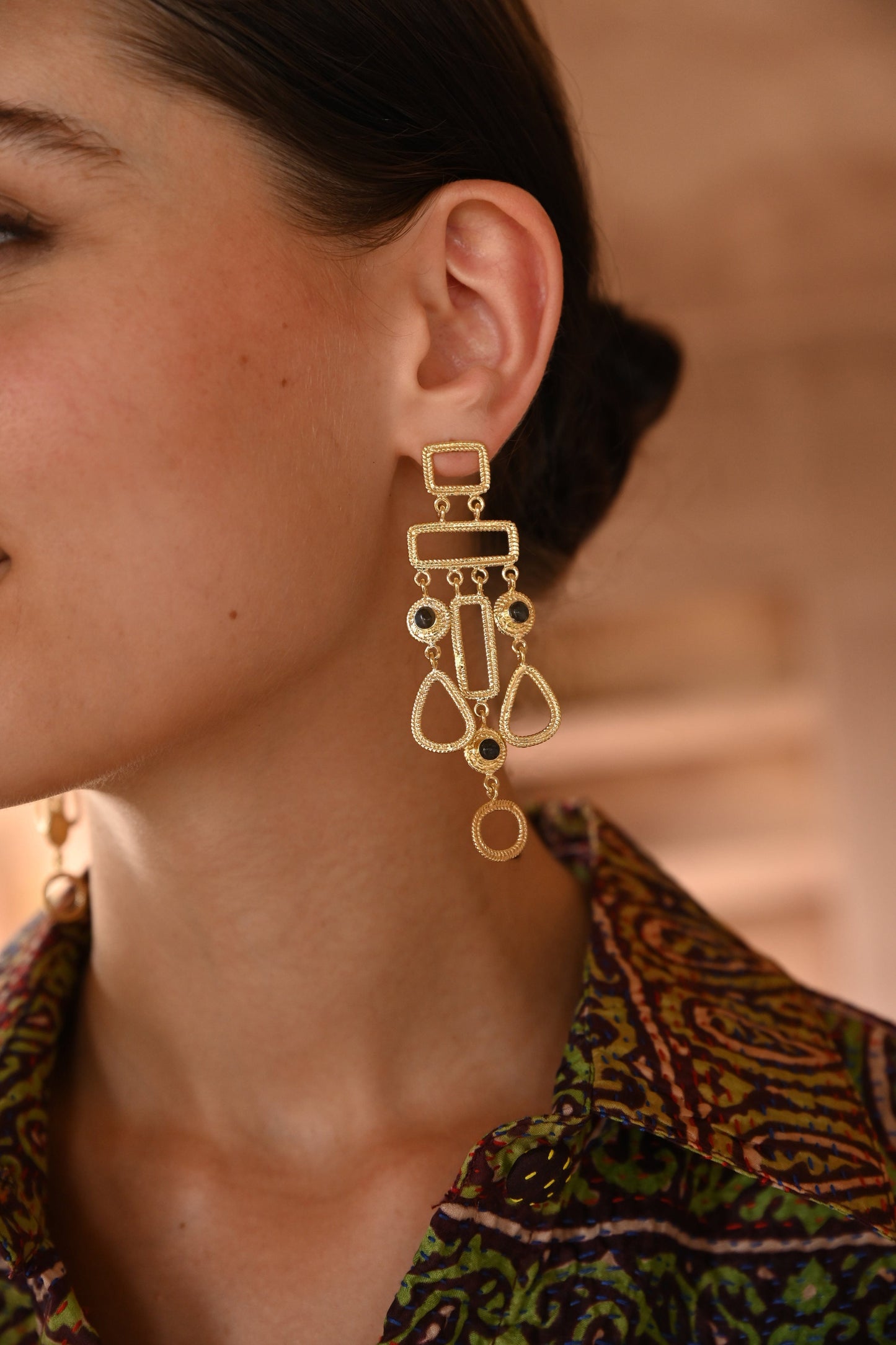 Load image into Gallery viewer, Christine Bekaert Jewelry Earring Shyla
