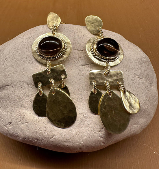 Laad afbeelding in Galerijviewer, Christine Bekaert Jewelry Earring Smokey Quartz (Dark Brown) Desert Salt
