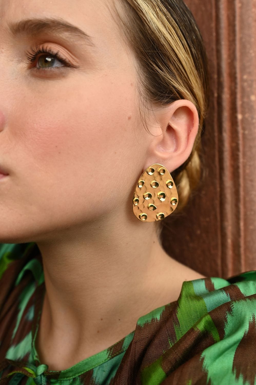 Christine Bekaert Jewelry Earring Medium Crystal Drops Stud