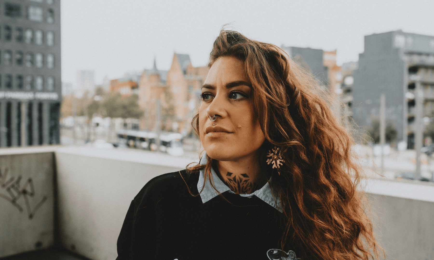 LPR Piercing studio Brugge – ear curation and gold piercing jewelry