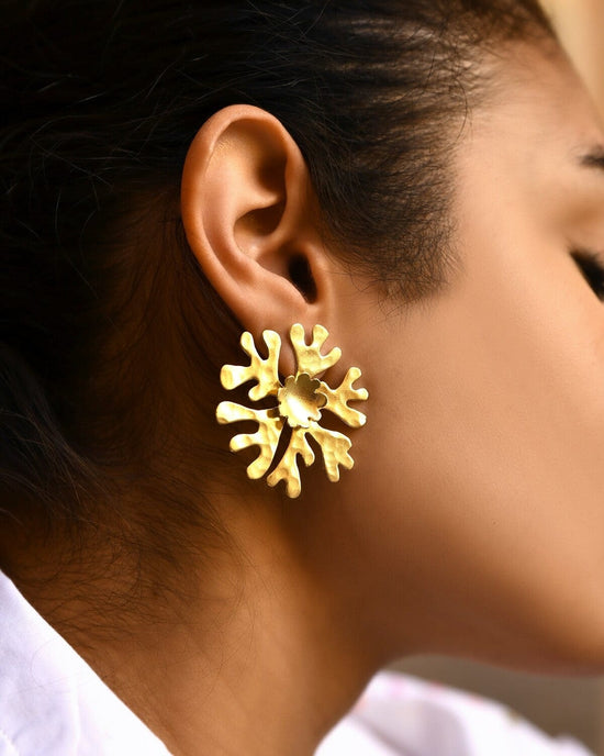 Christine Bekaert Jewelry Earring Golden Wave Studs