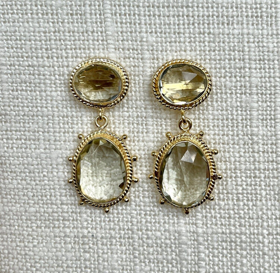 Laad afbeelding in Galerijviewer, Christine Bekaert Jewelry Earring Green Amethyst 2 Stone Dangle
