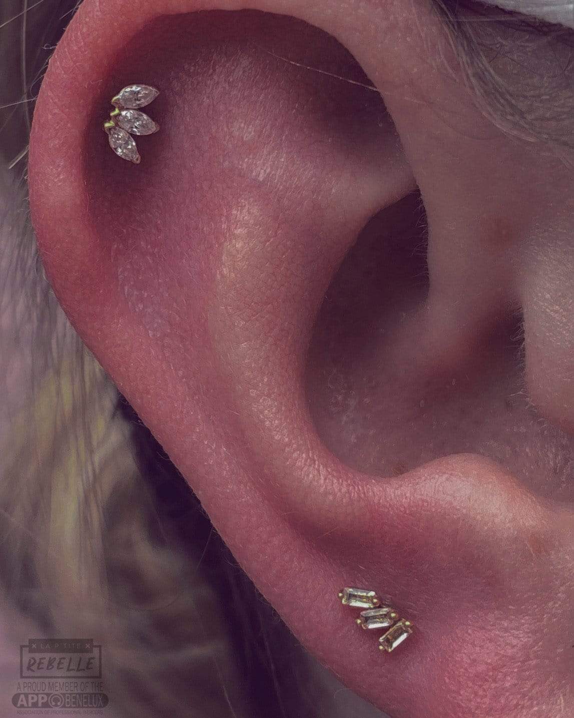 Junipurr Threadless Gold Marquise Fan