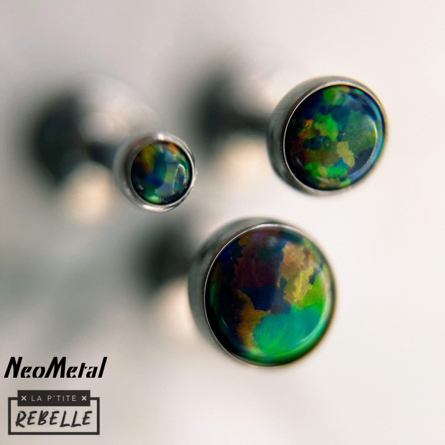 NeoMetal Threadless Titanium Cabuchon - Black Opal